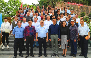 百年集團與新華教育強強聯(lián)手，傾力打造三峽庫