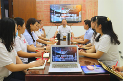 考上才給培訓費，百年公考伴你行！百年集團啟