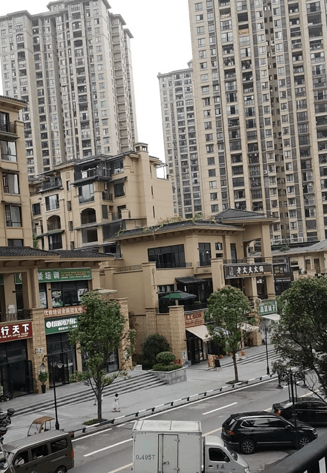 百年教育強(qiáng)勢(shì)進(jìn)駐云陽(yáng)，著力打造教育培訓(xùn)事業(yè)新高地！